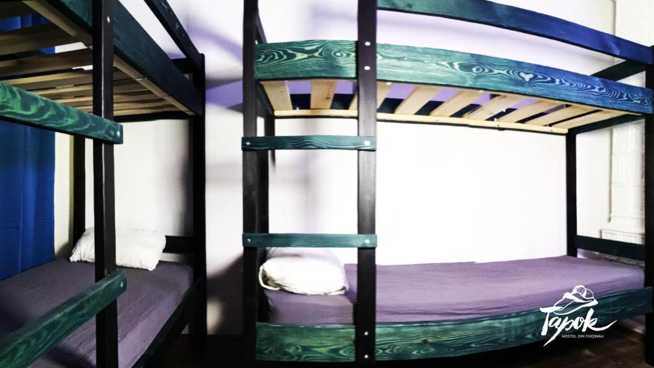 Tapok Hostel Chisinau Bagian luar foto