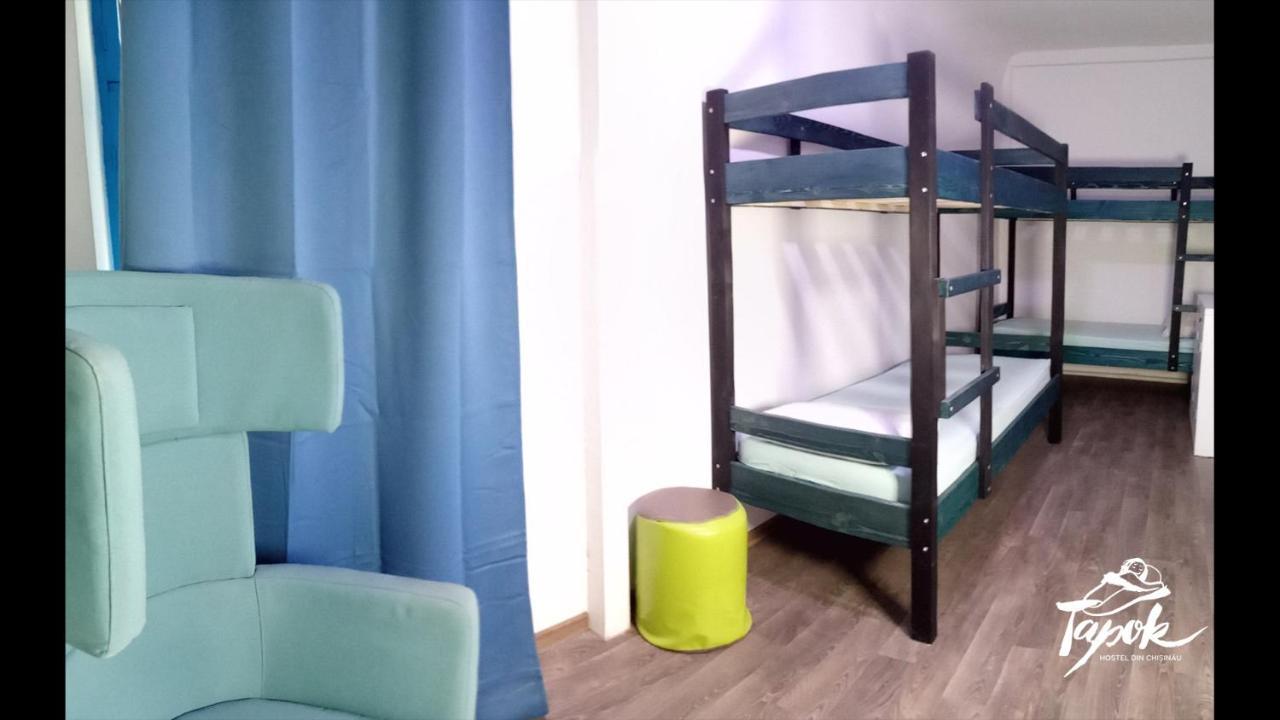 Tapok Hostel Chisinau Bagian luar foto