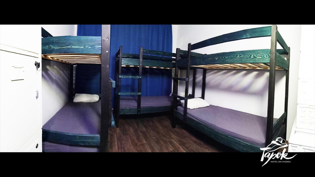 Tapok Hostel Chisinau Bagian luar foto