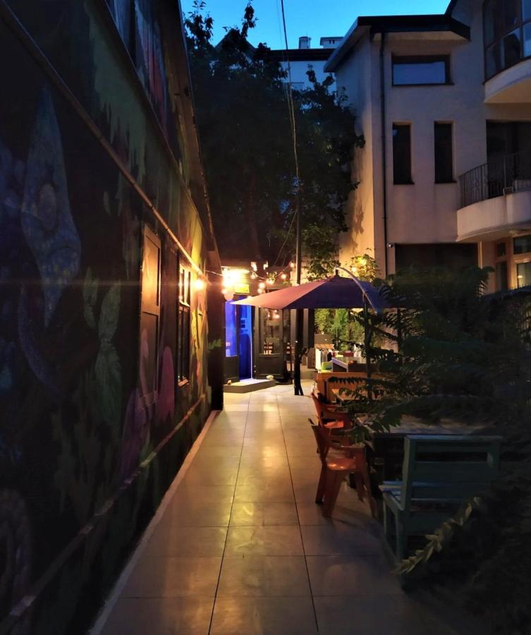Tapok Hostel Chisinau Bagian luar foto