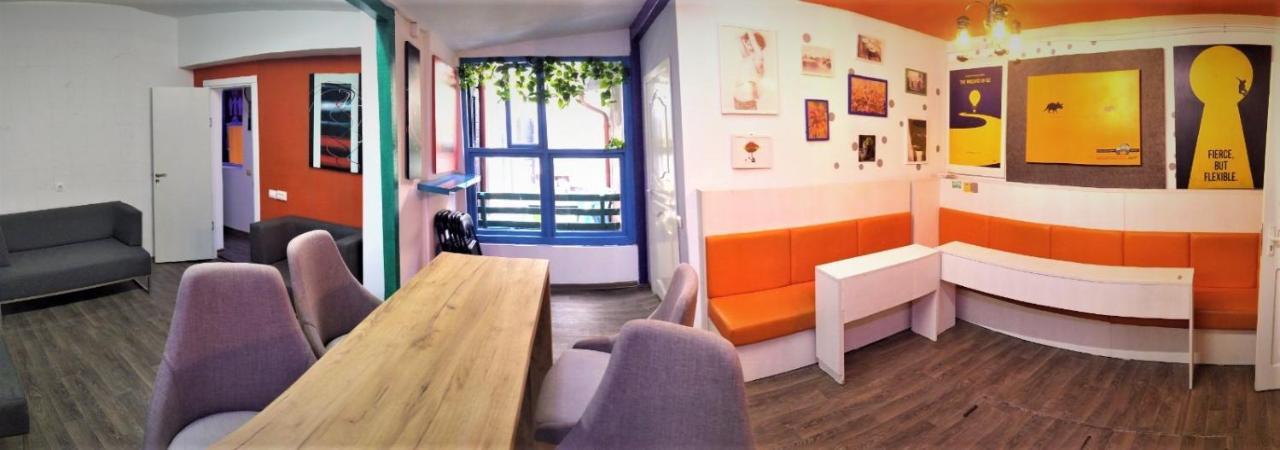 Tapok Hostel Chisinau Bagian luar foto