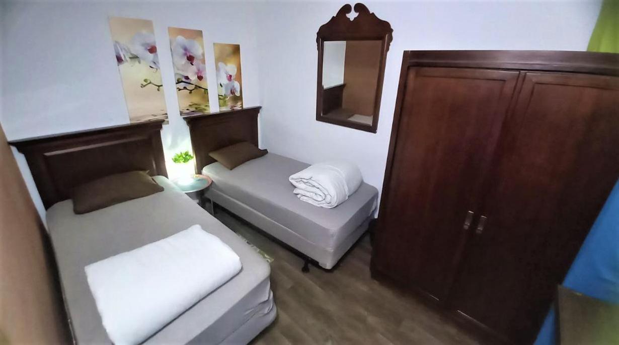 Tapok Hostel Chisinau Bagian luar foto