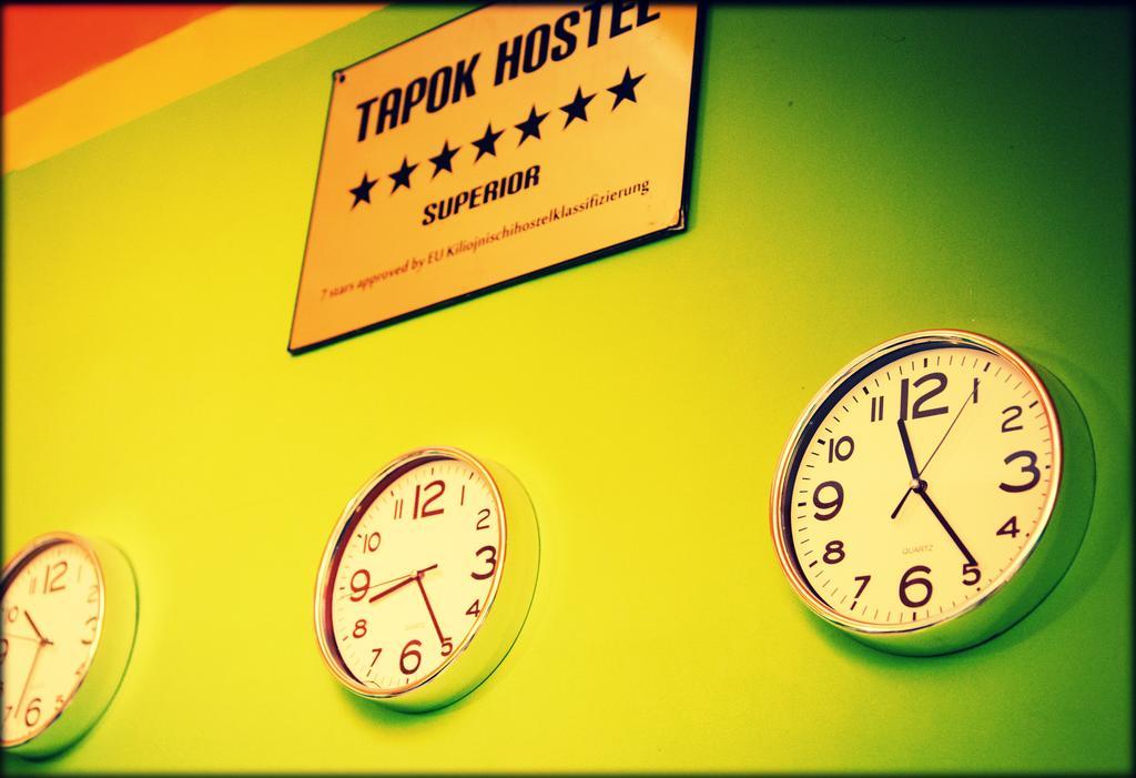 Tapok Hostel Chisinau Bagian luar foto
